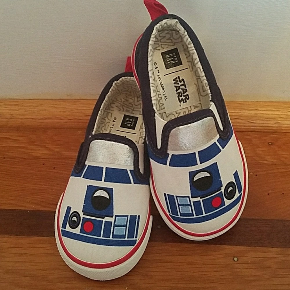Gap Star wars toddler size 6 shoe